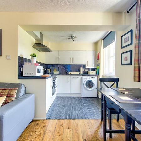 Stunning Studio Apartment Castle View Эдинбург Экстерьер фото